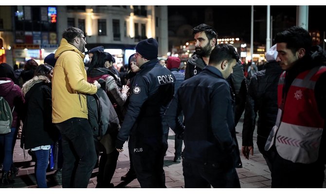 Yılbaşında güvenliği 317 bin 121 polis ve jandarma personeli sağlayacak