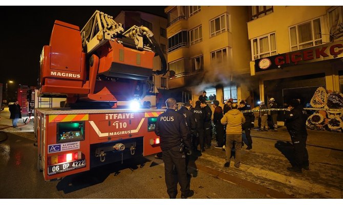 Ankara'da bir apartmanda çıkan yangında 4 kişi öldü