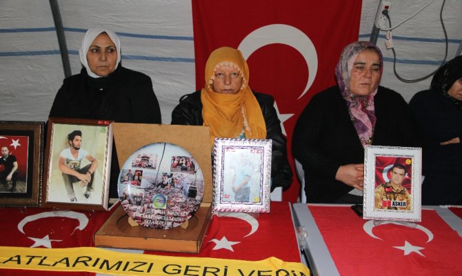 Annelerin HDP önündeki evlat nöbeti 125’inci gününde