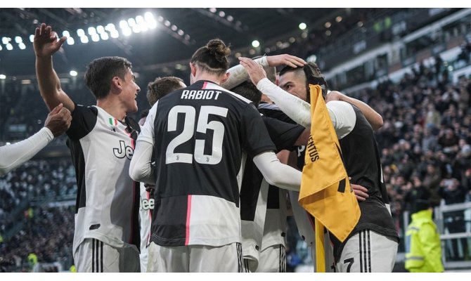 Juventus, Serie A'da 3 puanı 4 golle aldı