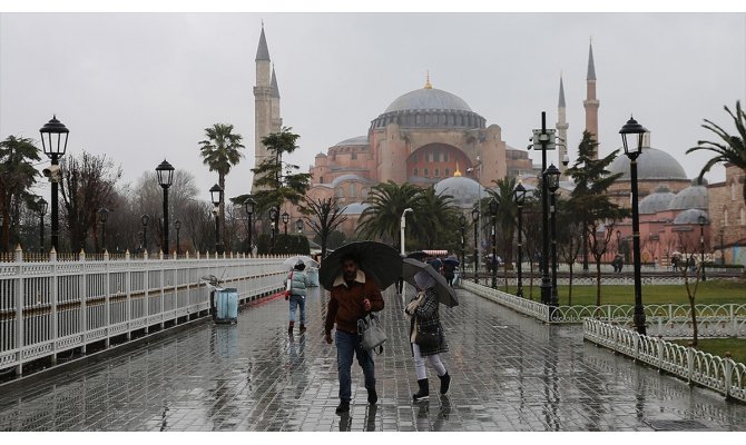 İstanbul, Kocaeli, Sakarya ile Yalova'da kuvvetli sağanak bekleniyor