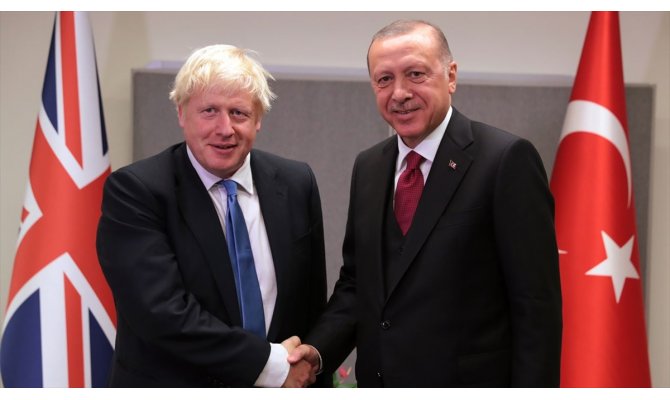 Cumhurbaşkanı Erdoğan, İngiltere Başbakanı Johnson ile görüştü