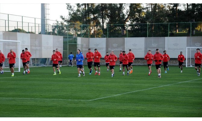 Antalyaspor Teknik Direktörü Tamer Tuna'nın hedefi takımı ligde tutmak