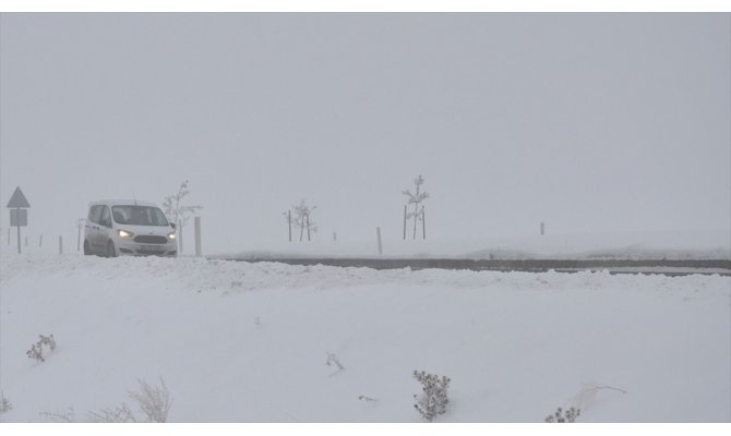 Ağrı, Kars ve Erzurum'da soğuk hava etkisini sürdürüyor