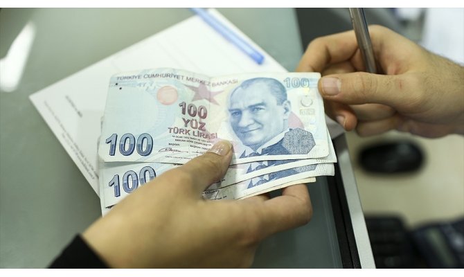 Yoksulluk sınırı 3 bin 408 lira 93 kuruş oldu