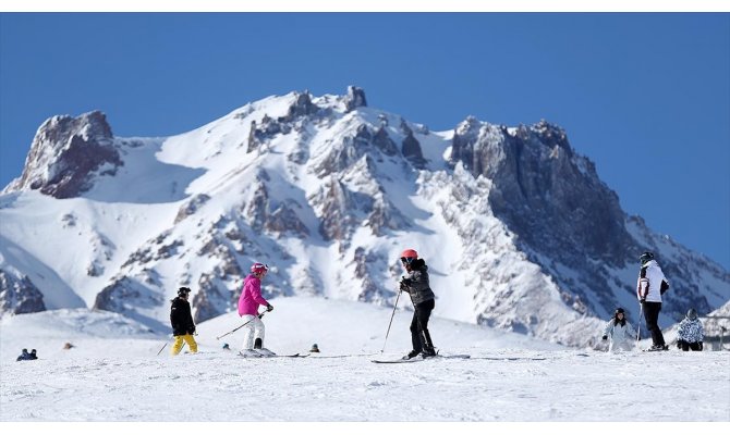 Erciyes'in pistleri yarıyıl tatilinde dolacak