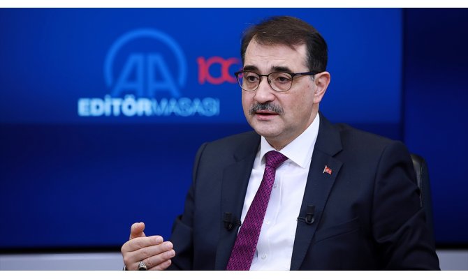 Bakan Dönmez: 2030'da Türkiye'de 1 milyonun üzerinde elektrikli otomobil olacağını öngörüyoruz