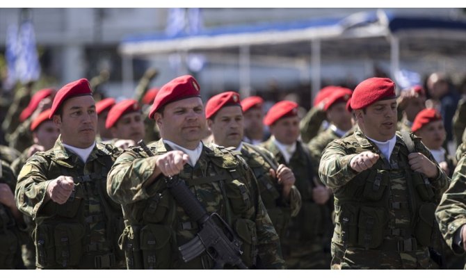 Yunan ordusunun üst komuta kademesinde görev değişimi