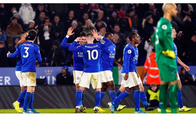 Leicester City farklı kazandı