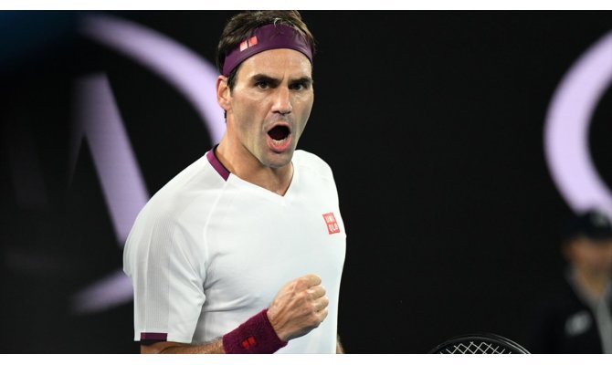 7 kez maç puanı çeviren Federer yarı finalde