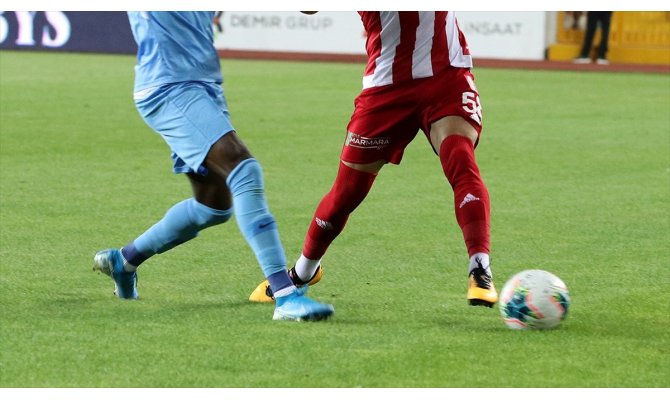 Gaziantep FK lider Sivasspor'u konuk ediyor