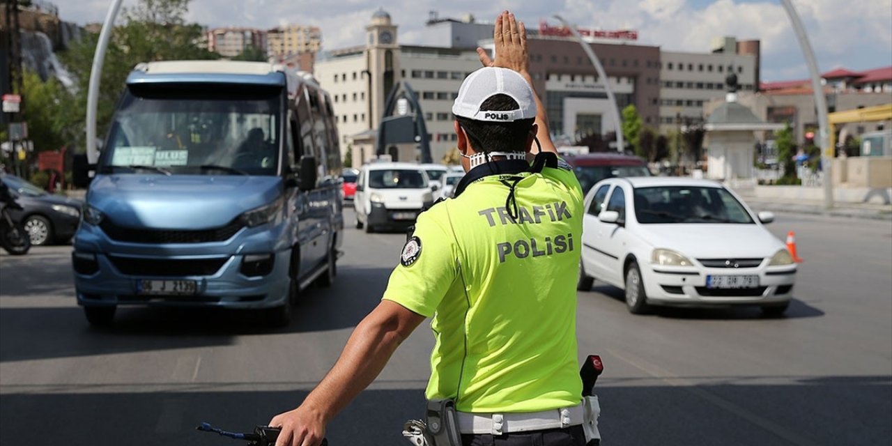 Yarın Türkiye genelinde en kapsamlı Kovid-19 denetimi yapılacak