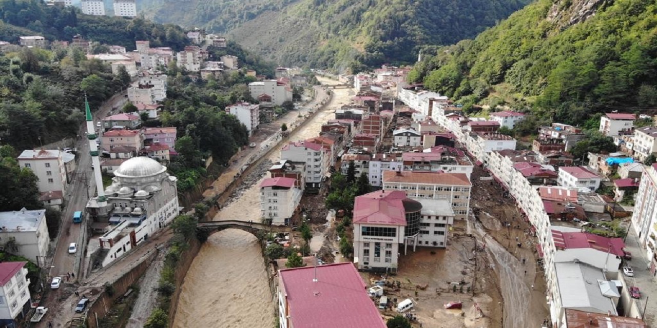 Giresun'daki selin ortaya çıkardığı tablo havadan görüntülendi