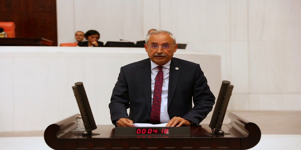 CHP'li Kaplan: KPSS sınavında yüzbinlerce aday ve gözetmen tehlikeye atıldı!