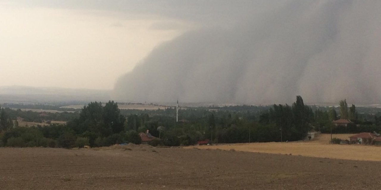 Eskişehir’de kum fırtınası çıktı