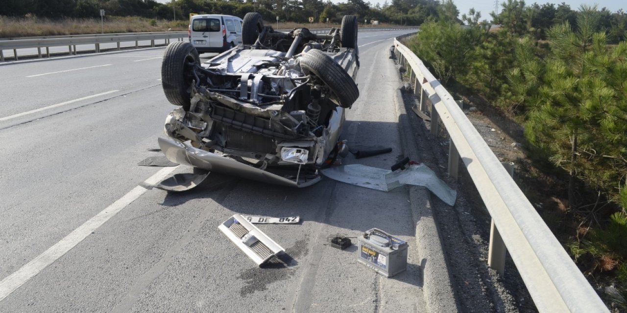 Arnavutköy’de otomobil takla attı