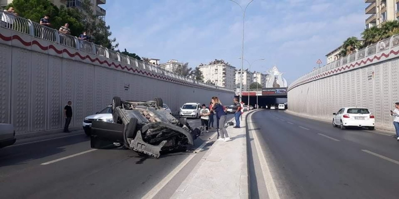 Kahramanmaraş'taki kavşakta feci kaza