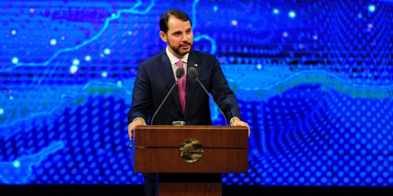 Bakan Albayrak ekonomideki 3 yıllık yol haritasını açıkladı