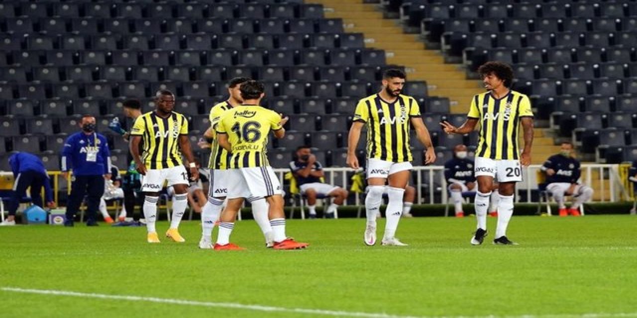 Fenerbahçe, sahasında Karagümrük’ü 2-1 mağlup etti