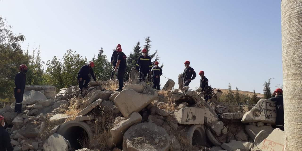 Kahramanmaraş’ta 21 gönüllü itfaiyeciye eğitim verildi