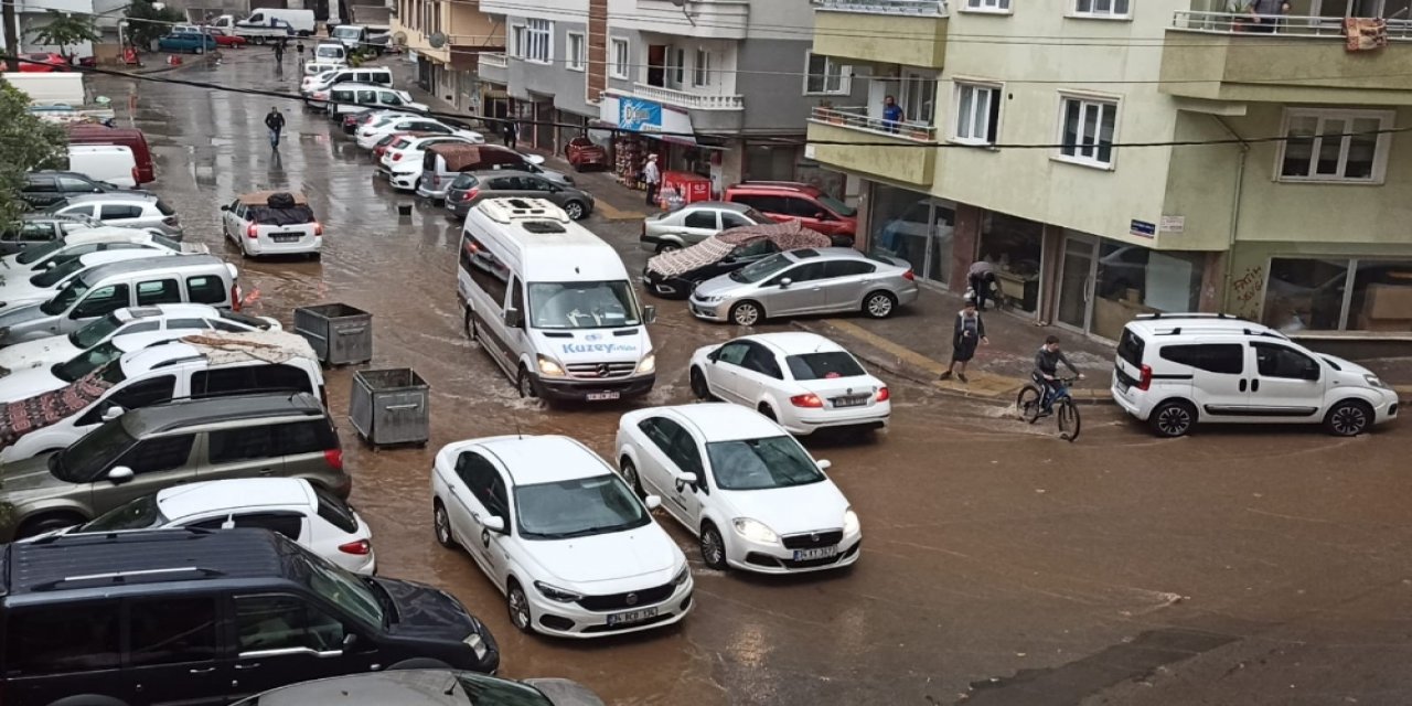 Bursa’da dolu hayatı felç etti