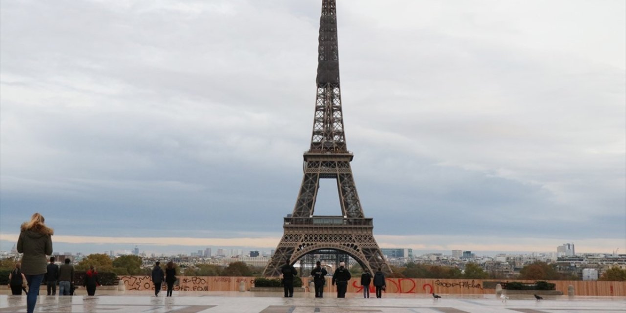 Paris ve çevresinde tam gün sokağa çıkma yasağından vazgeçildi