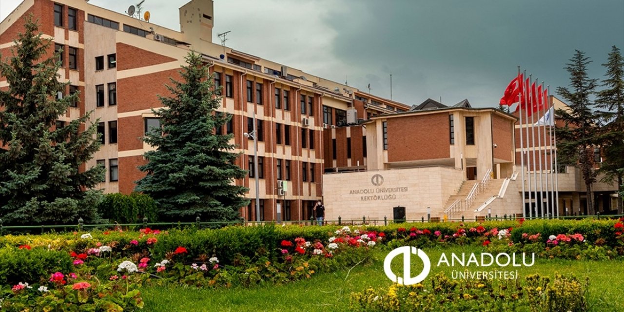 Anadolu Üniversitesi açıköğretim ve örgün eğitim sınavlarını çevrimiçi yapacak