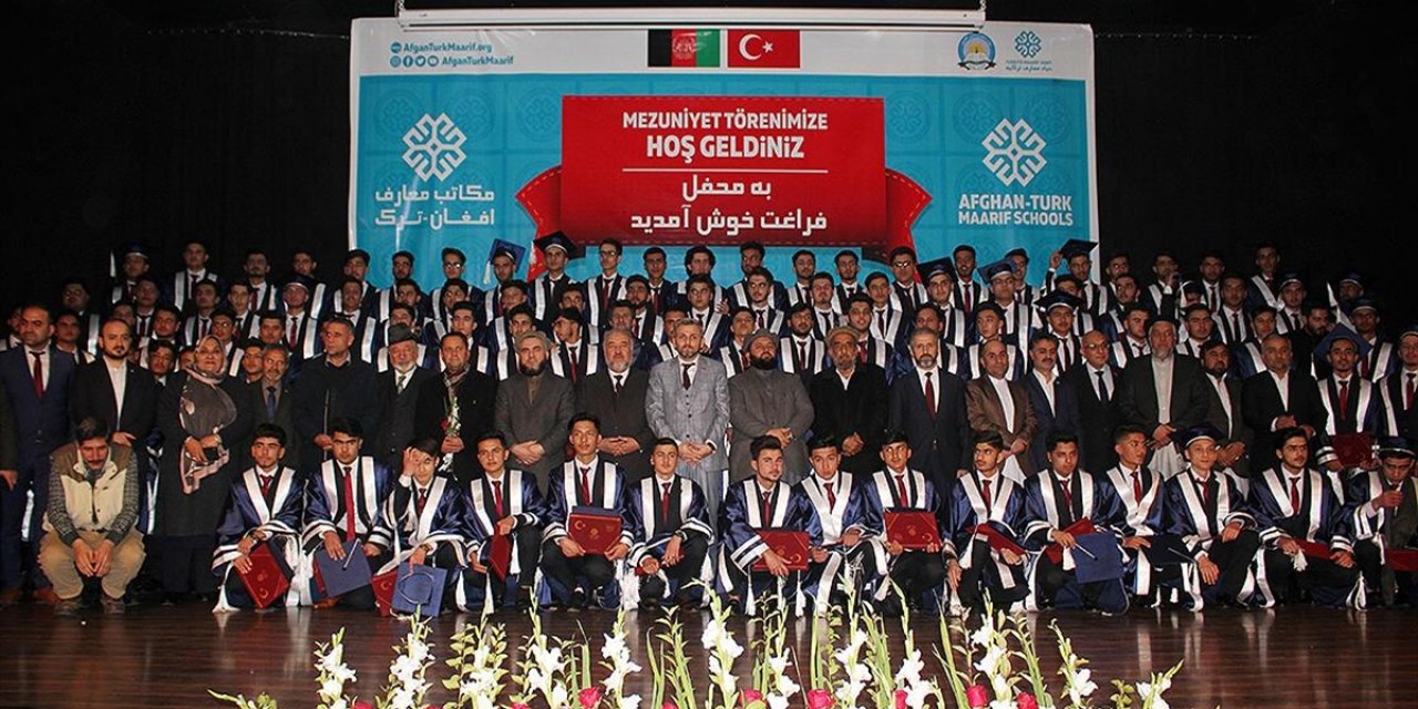 Afganistan'daki TMV okullarında mezuniyet heyecanı