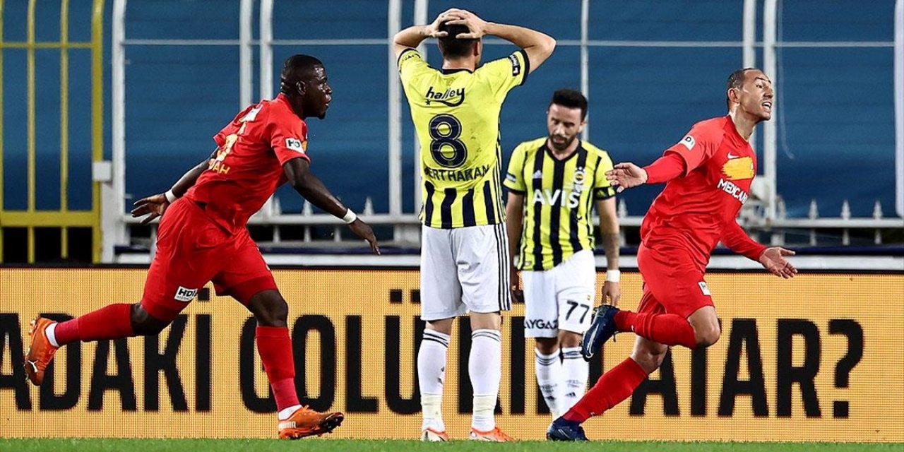 Fenerbahçe evinde yıkıldı