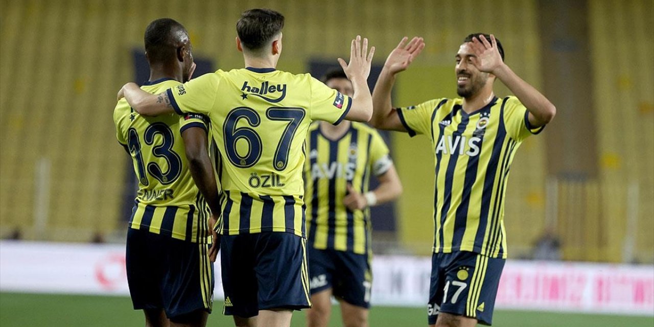 Fenerbahçe 3 puanı 3 golle aldı