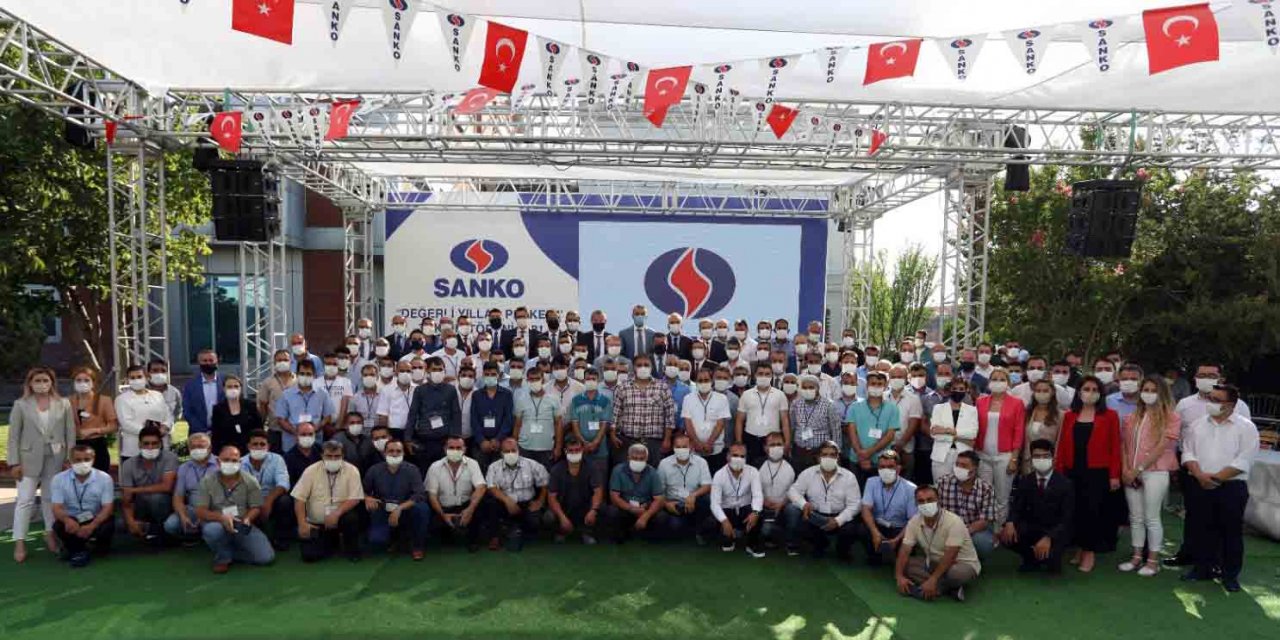 SANKO Holding’te “Değerli Yıllar Plaketi” Takdim Töreni yapıldı