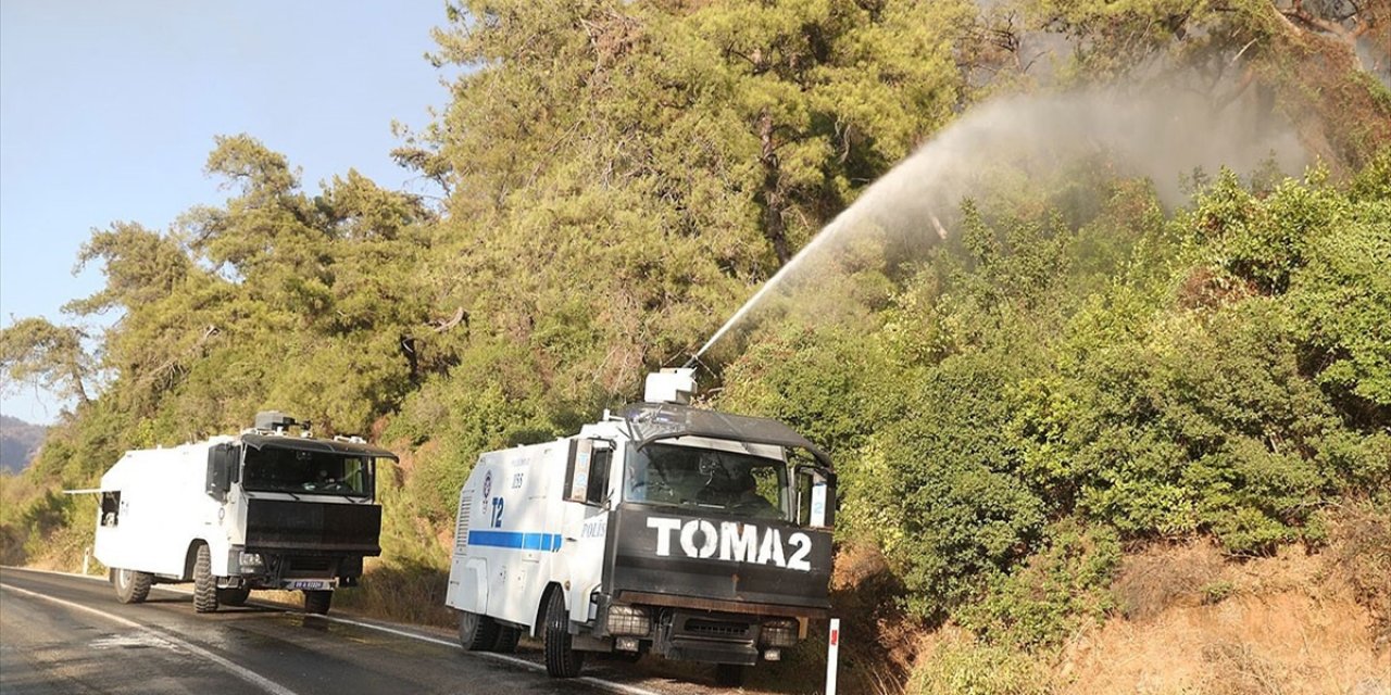 Antalya ve Muğla'daki yangınların söndürülmesi için 112 TOMA görev yapıyor