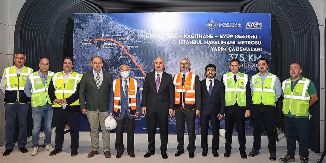 Bakan Karaismailoğlu: Kağıthane metrosunda ilk sinyalizasyon test sürüşlerini Kasım 2021'de başlatacağız