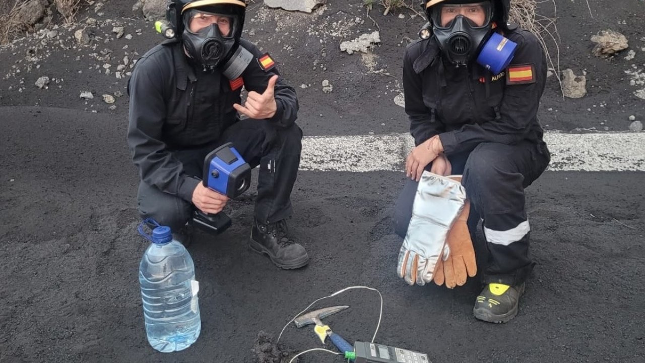 La Palma Adası’nda külden tepeler oluştu