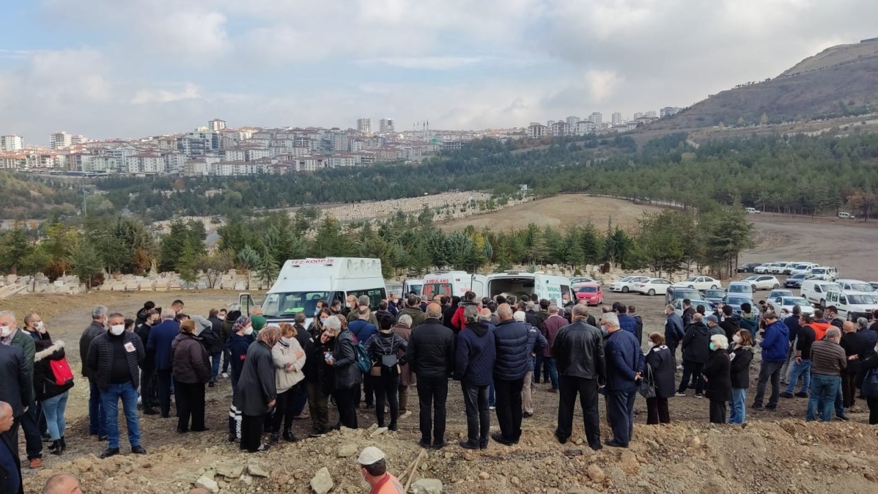 Tacizi durdururken öldürülen genç toprağa verildi