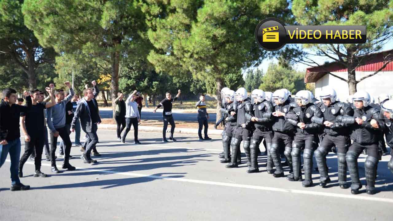 Kahramanmaraş emniyeti 'toplumsal olaylara müdahale' tatbikatı gerçekleştirdi