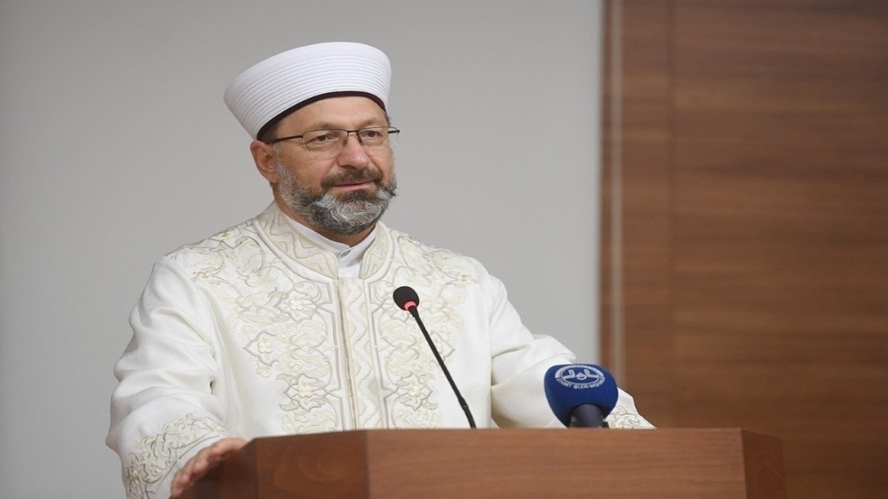 Diyanet İşleri Başkanı Erbaş: “Mabetlere gösterilen saygısızca tutum asla kabul edilemez”