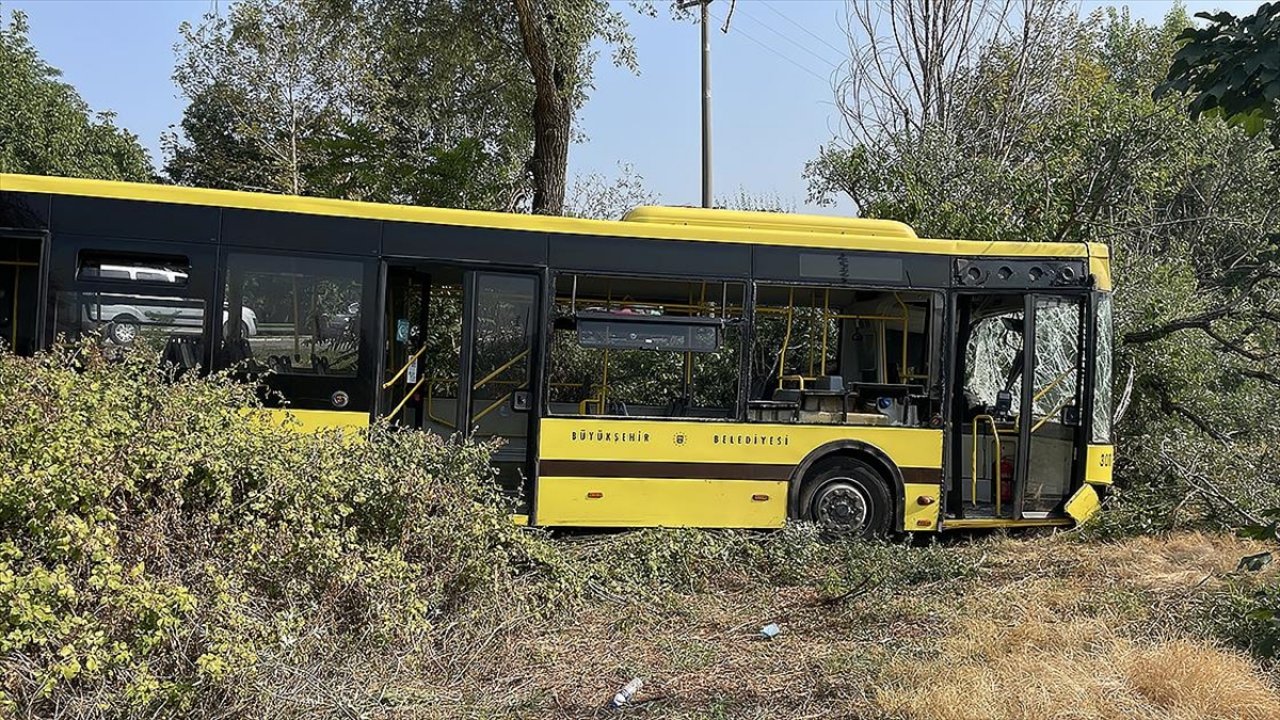 Bursa'da şarampole devrilen belediye otobüsündeki 21 kişi yaralandı!