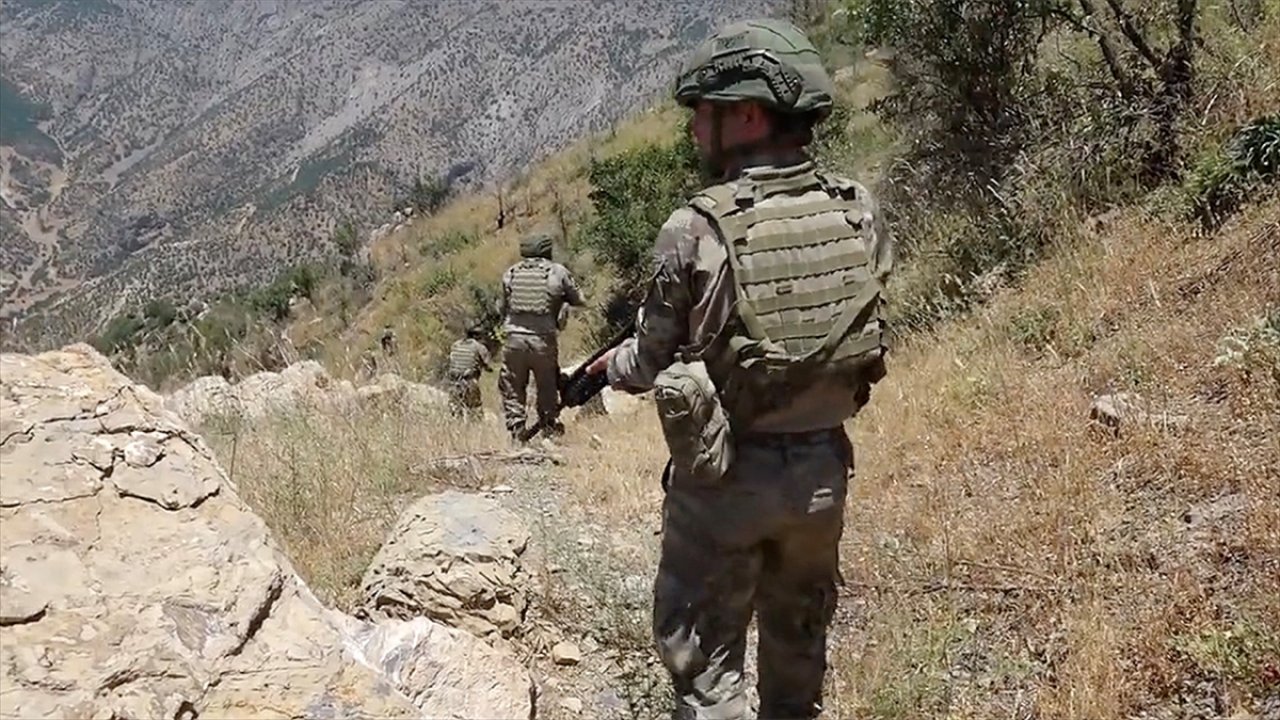 7 PKK'lı terörist etkisiz hale getirildi!