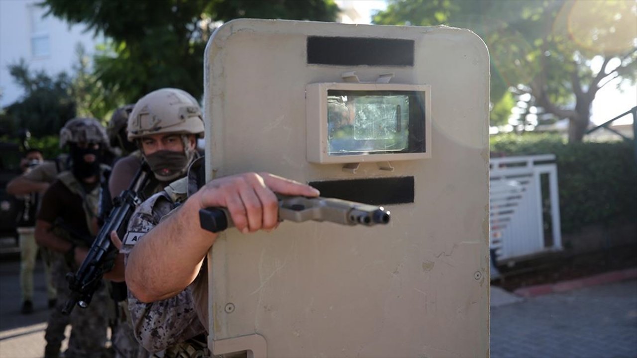 Mersin'de 30 PKK'lının yakalanması için operasyon başlatıldı!