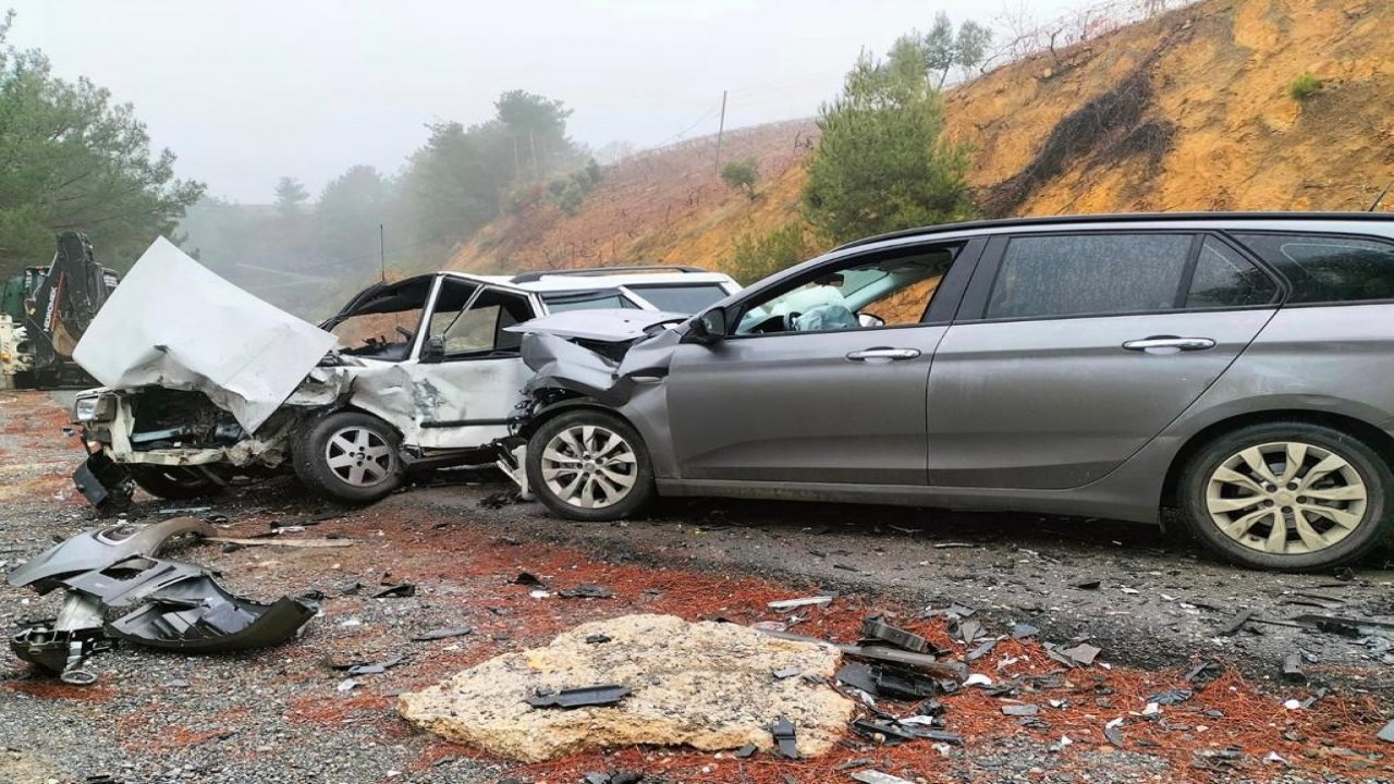 Kahramanmaraş’ta iki otomobil çarpıştı! 1 yaralı