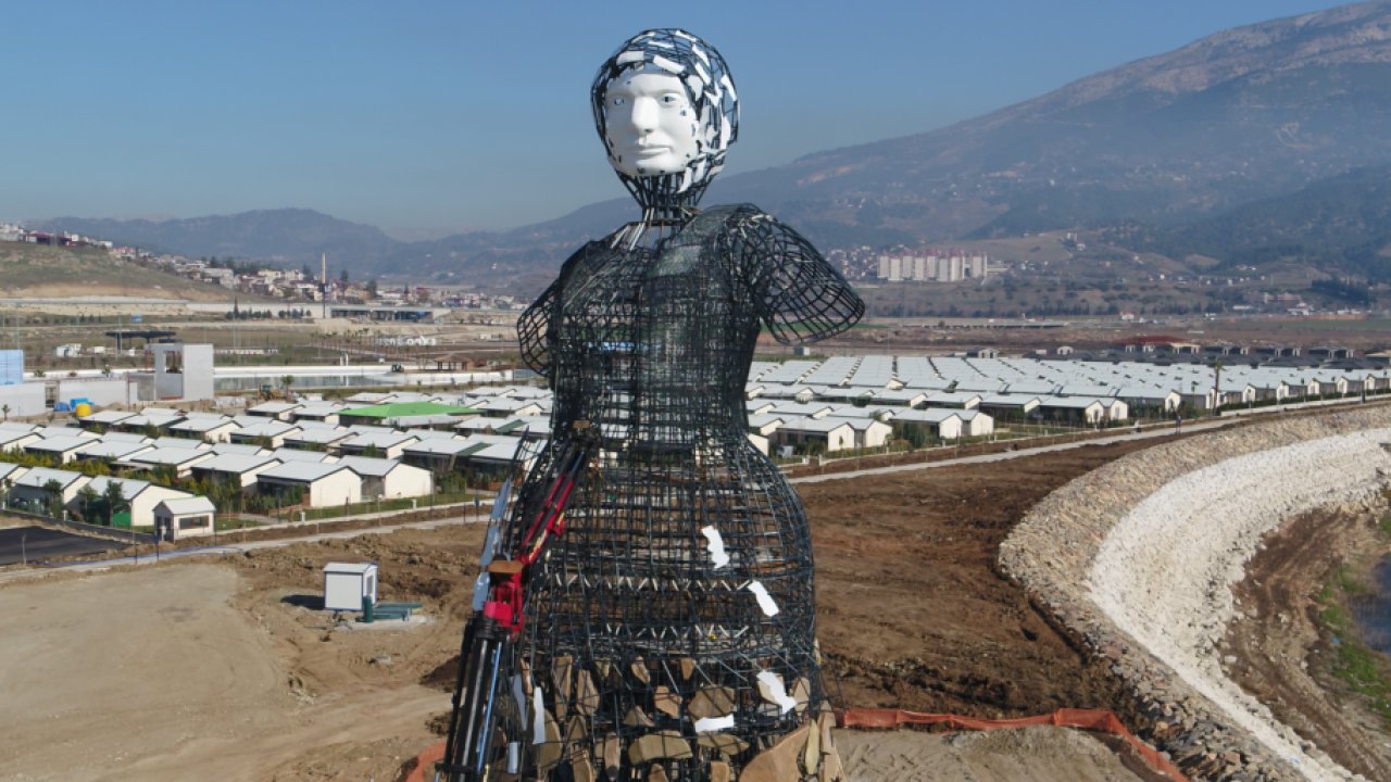 EXPO 2023’e özel tasarlanan dev anıt, Kahramanmaraş’ın simgesi olacak!