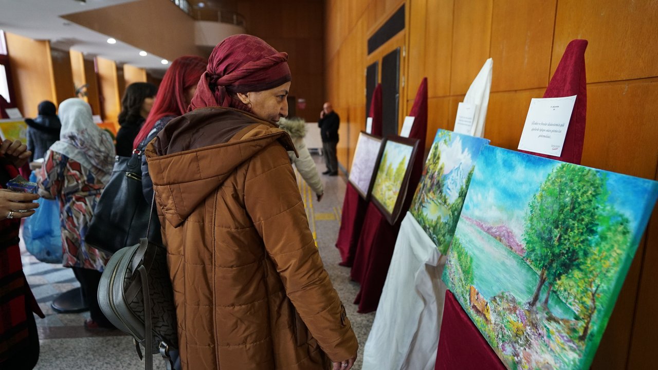 Kahramanmaraş Büyükşehir’in Resim Sergisine Yoğun İlgi