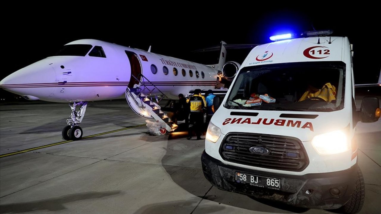 Cumhurbaşkanlığı uçağıyla Kahramanmaraş'taki depremzedeler Ankara'ya getirildi