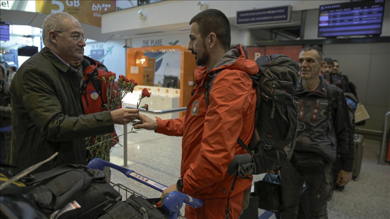 Bosna Hersek ekibi deprem bölgesinde yaşadıklarını anlattı