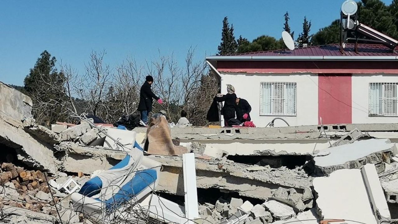 Kahramanmaraş'ta depremzedelerin Yaraları Sarılıyor