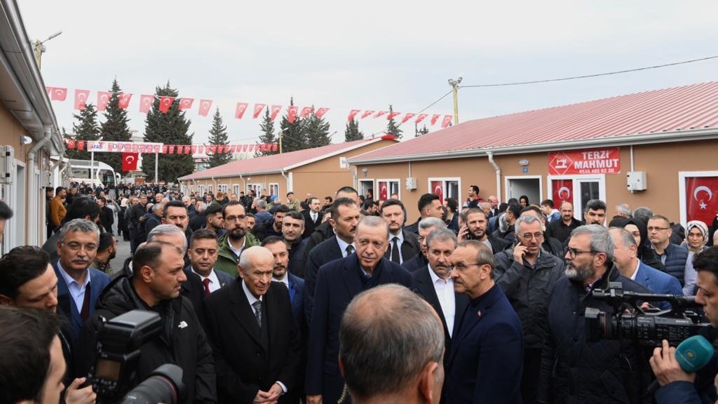 Başkan Güngör, Cumhurbaşkanı Erdoğan ile Kocaeli Çarşısı’nı Ziyaret Etti