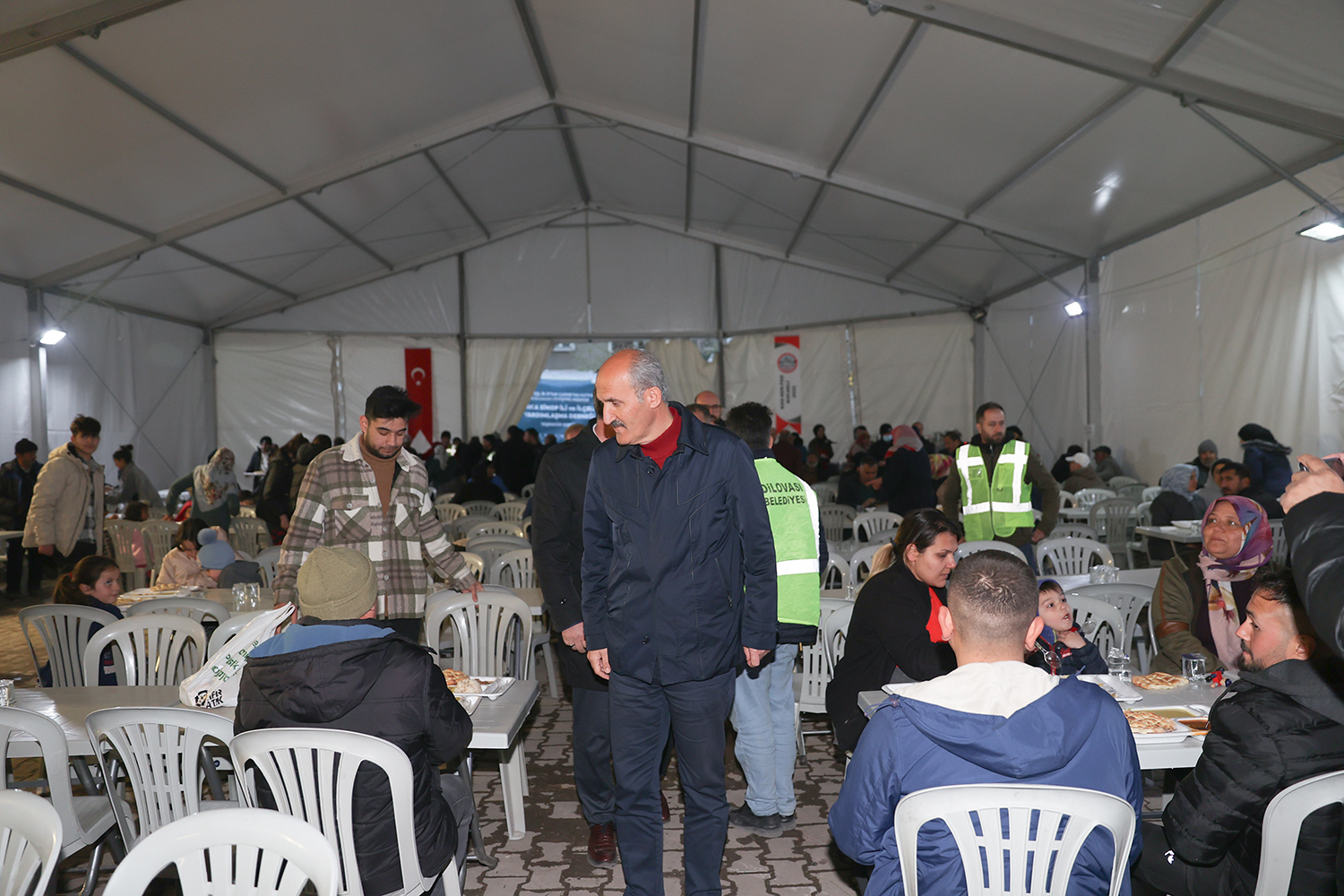 Başkan Okay, İftar Sofraları Gönül Bağlarını Güçlendiriyor