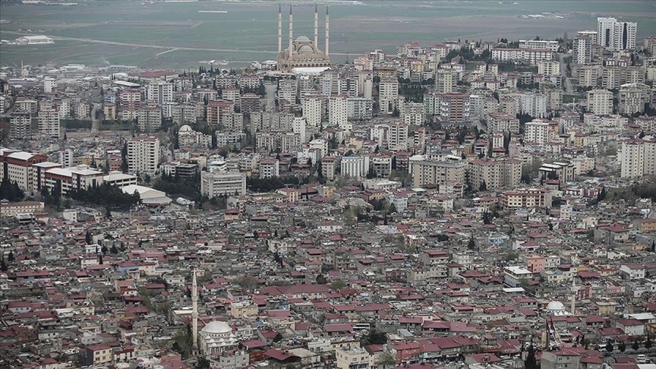 Kahramanmaraş'ta hasarsız ve az hasarlı binaların tamamına doğal gaz verildi!