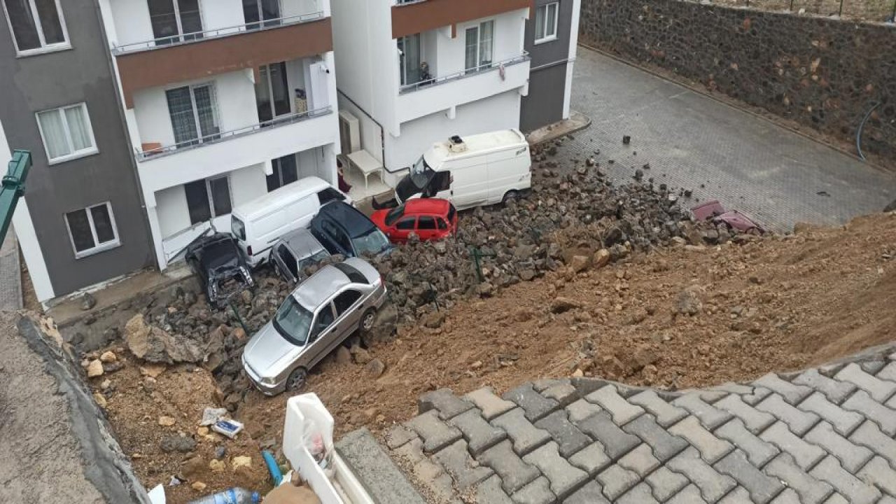 Kahramanmaraş’ta istinat duvarı çöktü!